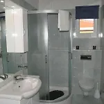 In Okrug Gornji With Sea View, Terrace, Air Conditioning, Wifi 5069-4 טרוגיר