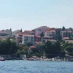 In Okrug Gornji With Sea View, Terrace, Air Conditioning, Wifi 5069-4 דירה